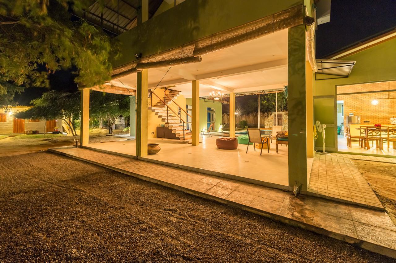 Forestville Yala Exteriér fotografie